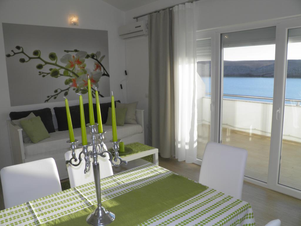 Apartments Perla Dinjiška エクステリア 写真